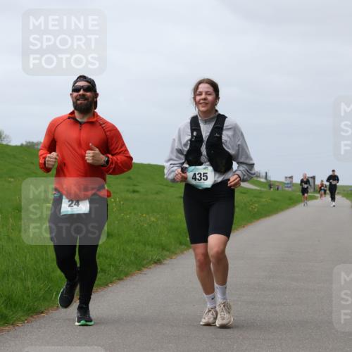 04.05.2025 - 8. Wedeler Halbmarathon Yannick Fuchs http://msf.ph/oto/7837102 04.05.2025 12:00:12 Laufen 24, 435 meine-sportfotos.de