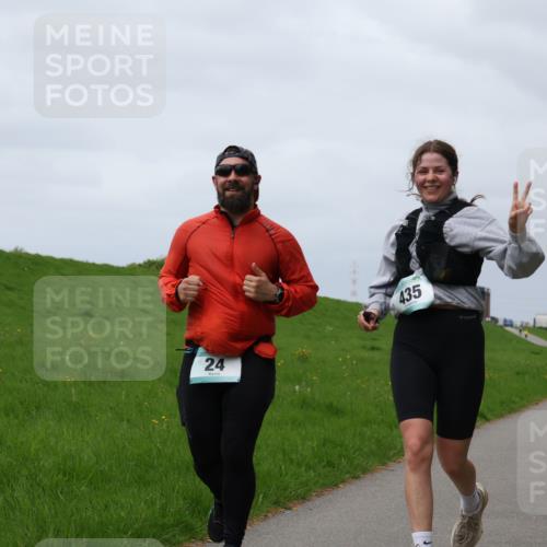 04.05.2025 - 8. Wedeler Halbmarathon Yannick Fuchs http://msf.ph/oto/7837112 04.05.2025 12:00:13 Laufen 24, 435 meine-sportfotos.de