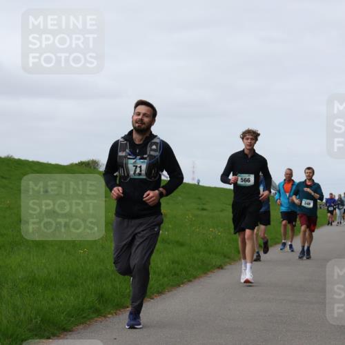 04.05.2025 - 8. Wedeler Halbmarathon Yannick Fuchs http://msf.ph/oto/7837145 04.05.2025 11:46:04 Laufen 566, 348 meine-sportfotos.de