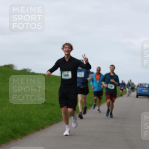04.05.2025 - 8. Wedeler Halbmarathon Yannick Fuchs http://msf.ph/oto/7837191 04.05.2025 11:46:05 Laufen 166 meine-sportfotos.de