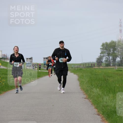 04.05.2025 - 8. Wedeler Halbmarathon Yannick Fuchs http://msf.ph/oto/7837220 04.05.2025 12:00:26 Laufen 439, 60 meine-sportfotos.de