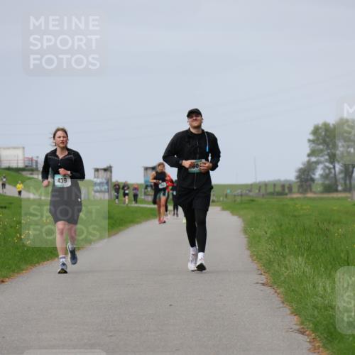 04.05.2025 - 8. Wedeler Halbmarathon Yannick Fuchs http://msf.ph/oto/7837226 04.05.2025 12:00:27 Laufen 439, 60 meine-sportfotos.de