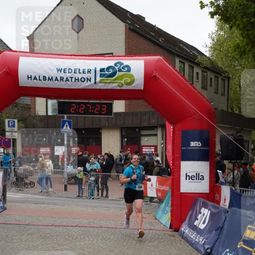 04.05.2025 - 8. Wedeler Halbmarathon Felixshl http://msf.ph/oto/7837244 04.05.2025 12:27:21 Ziel 385 meine-sportfotos.de