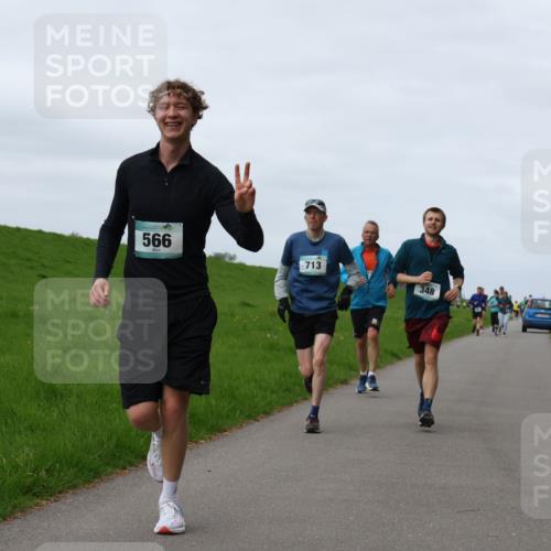 04.05.2025 - 8. Wedeler Halbmarathon Yannick Fuchs http://msf.ph/oto/7837276 04.05.2025 11:46:07 Laufen 566, 713, 348 meine-sportfotos.de