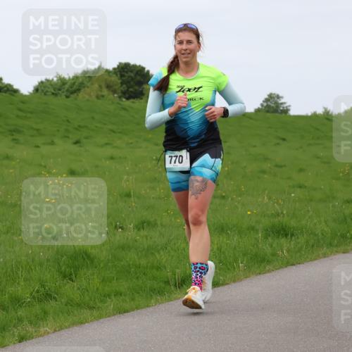 04.05.2025 - 8. Wedeler Halbmarathon Lena Gebhardt http://msf.ph/oto/7837278 04.05.2025 11:33:48 Laufen 770 meine-sportfotos.de