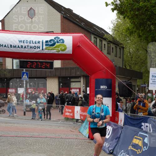04.05.2025 - 8. Wedeler Halbmarathon Felixshl http://msf.ph/oto/7837318 04.05.2025 12:27:22 Ziel 385 meine-sportfotos.de