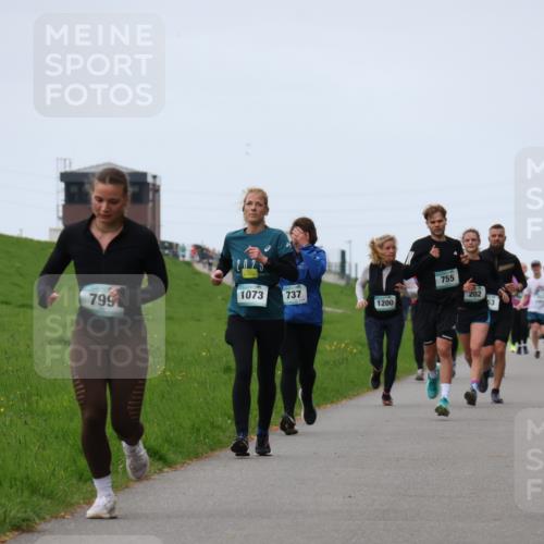 04.05.2025 - 8. Wedeler Halbmarathon Yannick Fuchs http://msf.ph/oto/7837338 04.05.2025 11:24:36 Laufen 755, 799, 1073, 737, 202, 1200, 53 meine-sportfotos.de