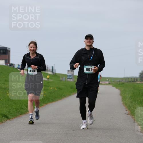04.05.2025 - 8. Wedeler Halbmarathon Yannick Fuchs http://msf.ph/oto/7837345 04.05.2025 12:00:33 Laufen 439, 601 meine-sportfotos.de
