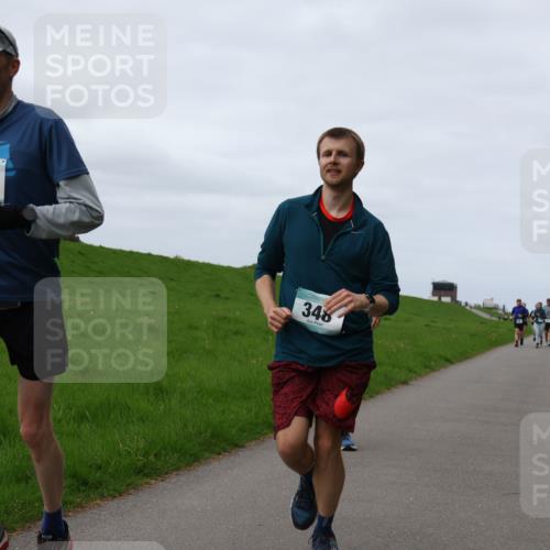 04.05.2025 - 8. Wedeler Halbmarathon Yannick Fuchs http://msf.ph/oto/7837369 04.05.2025 11:46:09 Laufen 713, 348 meine-sportfotos.de