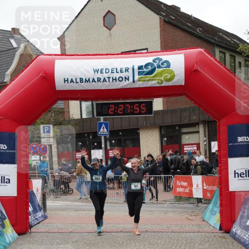 04.05.2025 - 8. Wedeler Halbmarathon Felixshl http://msf.ph/oto/7837387 04.05.2025 12:27:53 Ziel 57, 263 meine-sportfotos.de