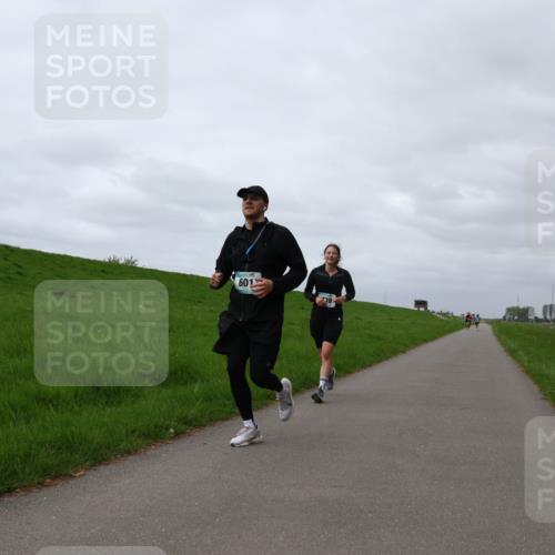 04.05.2025 - 8. Wedeler Halbmarathon Yannick Fuchs http://msf.ph/oto/7837419 04.05.2025 12:00:40 Laufen 601 meine-sportfotos.de