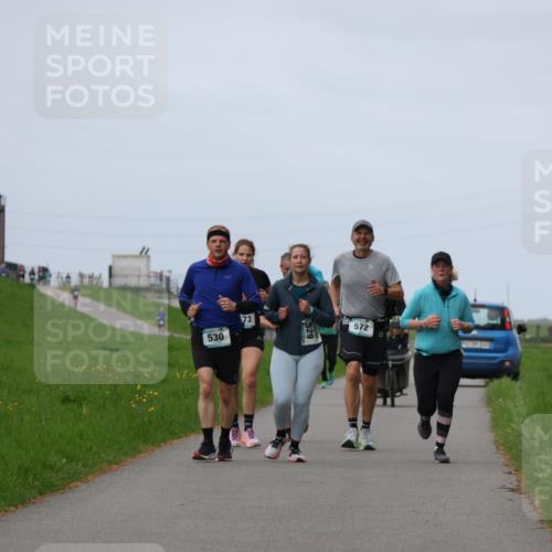 04.05.2025 - 8. Wedeler Halbmarathon Yannick Fuchs http://msf.ph/oto/7837445 04.05.2025 11:46:13 Laufen 530, 73, 572 meine-sportfotos.de