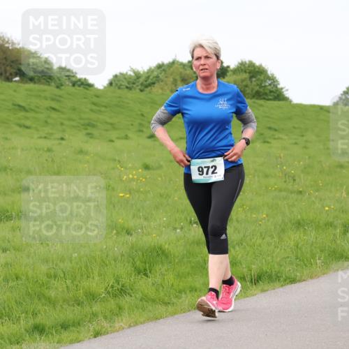 04.05.2025 - 8. Wedeler Halbmarathon Lena Gebhardt http://msf.ph/oto/7837467 04.05.2025 11:34:26 Laufen 222, 972, 138 meine-sportfotos.de