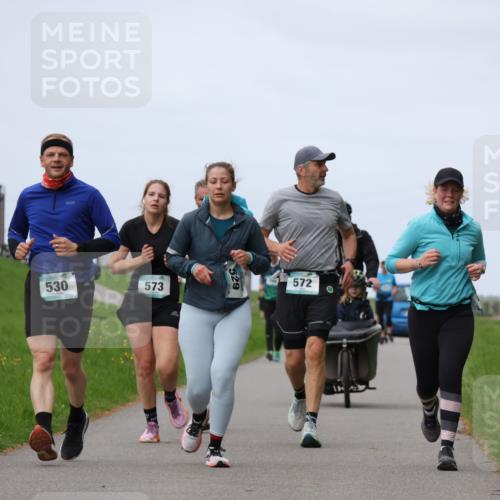 04.05.2025 - 8. Wedeler Halbmarathon Yannick Fuchs http://msf.ph/oto/7837469 04.05.2025 11:46:18 Laufen 530, 573, 529, 572 meine-sportfotos.de
