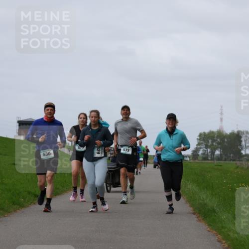 04.05.2025 - 8. Wedeler Halbmarathon Yannick Fuchs http://msf.ph/oto/7837493 04.05.2025 11:46:19 Laufen 530, 572 meine-sportfotos.de