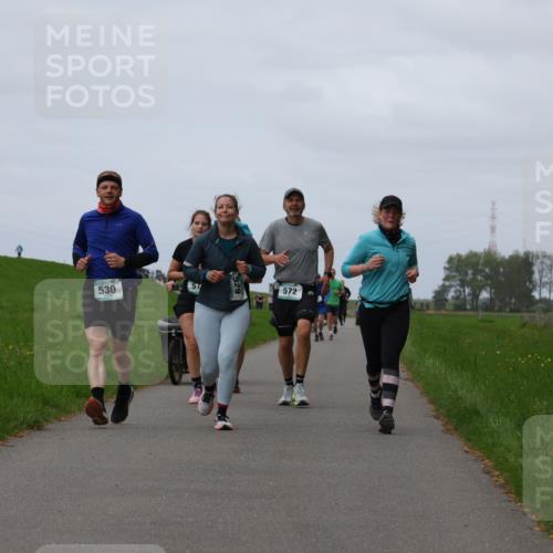 04.05.2025 - 8. Wedeler Halbmarathon Yannick Fuchs http://msf.ph/oto/7837526 04.05.2025 11:46:20 Laufen 530, 57, 529, 572 meine-sportfotos.de