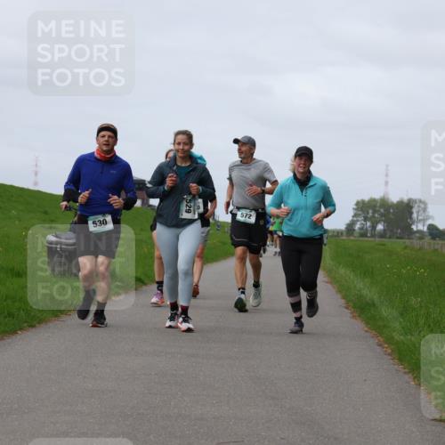 04.05.2025 - 8. Wedeler Halbmarathon Yannick Fuchs http://msf.ph/oto/7837575 04.05.2025 11:46:21 Laufen 530, 572 meine-sportfotos.de