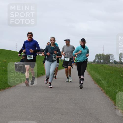 04.05.2025 - 8. Wedeler Halbmarathon Yannick Fuchs http://msf.ph/oto/7837586 04.05.2025 11:46:21 Laufen 530, 572 meine-sportfotos.de