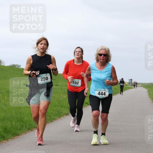 04.05.2025 - 8. Wedeler Halbmarathon Yannick Fuchs http://msf.ph/oto/7837598 04.05.2025 12:01:02 Laufen 250, 102, 444 meine-sportfotos.de