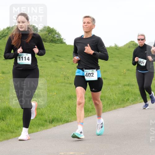 04.05.2025 - 8. Wedeler Halbmarathon Lena Gebhardt http://msf.ph/oto/7837652 04.05.2025 11:34:52 Laufen 1114, 402, 1031, 854 meine-sportfotos.de