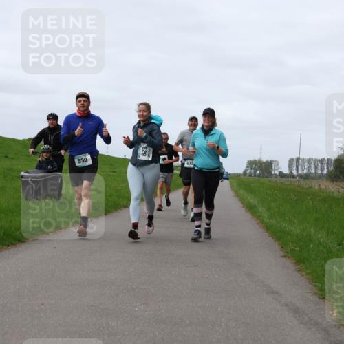 04.05.2025 - 8. Wedeler Halbmarathon Yannick Fuchs http://msf.ph/oto/7837664 04.05.2025 11:46:23 Laufen 530, 572 meine-sportfotos.de