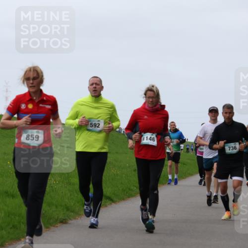 04.05.2025 - 8. Wedeler Halbmarathon Yannick Fuchs http://msf.ph/oto/7837696 04.05.2025 11:24:53 Laufen 859, 592, 1146, 736 meine-sportfotos.de