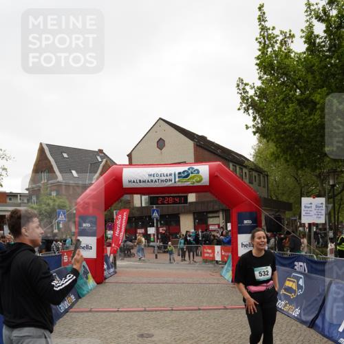 04.05.2025 - 8. Wedeler Halbmarathon Felixshl http://msf.ph/oto/7837740 04.05.2025 12:28:39 Ziel 532 meine-sportfotos.de
