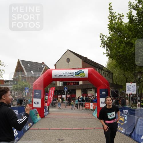 04.05.2025 - 8. Wedeler Halbmarathon Felixshl http://msf.ph/oto/7837749 04.05.2025 12:28:39 Ziel 532 meine-sportfotos.de