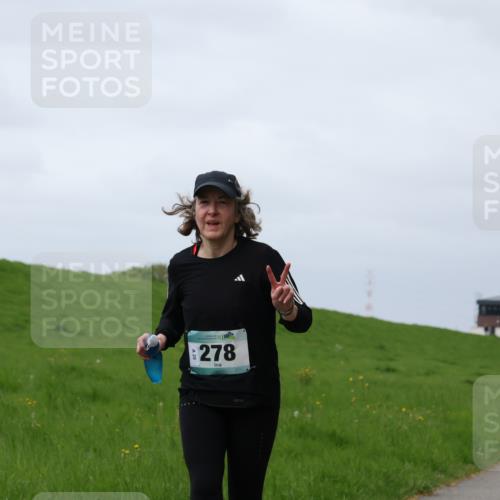 04.05.2025 - 8. Wedeler Halbmarathon Yannick Fuchs http://msf.ph/oto/7837758 04.05.2025 12:01:21 Laufen 278 meine-sportfotos.de
