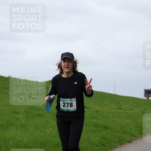 04.05.2025 - 8. Wedeler Halbmarathon Yannick Fuchs http://msf.ph/oto/7837767 04.05.2025 12:01:22 Laufen 278 meine-sportfotos.de