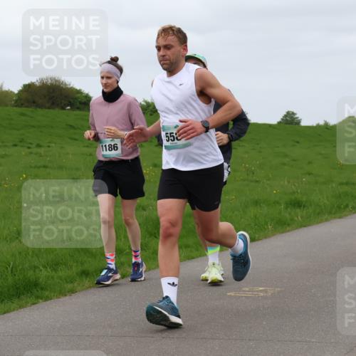 04.05.2025 - 8. Wedeler Halbmarathon Lena Gebhardt http://msf.ph/oto/7837774 04.05.2025 11:35:04 Laufen 1186, 55 meine-sportfotos.de