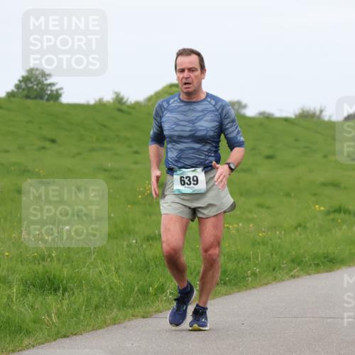 04.05.2025 - 8. Wedeler Halbmarathon Lena Gebhardt http://msf.ph/oto/7837788 04.05.2025 11:35:16 Laufen 639, 399 meine-sportfotos.de