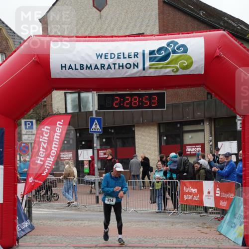 04.05.2025 - 8. Wedeler Halbmarathon Felixshl http://msf.ph/oto/7837793 04.05.2025 12:28:51 Ziel 214 meine-sportfotos.de