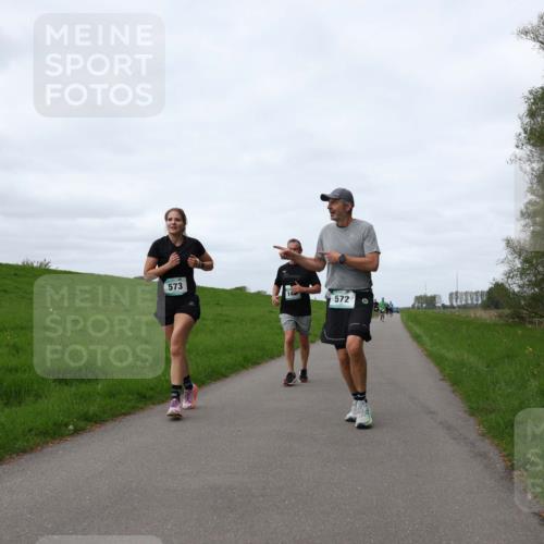 04.05.2025 - 8. Wedeler Halbmarathon Yannick Fuchs http://msf.ph/oto/7837809 04.05.2025 11:46:26 Laufen 573, 14, 572 meine-sportfotos.de