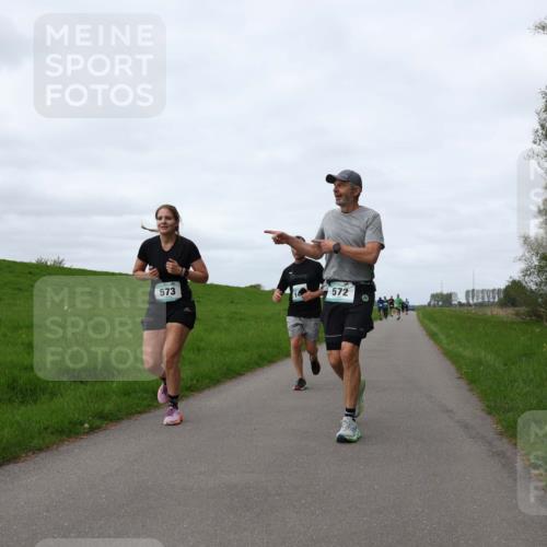 04.05.2025 - 8. Wedeler Halbmarathon Yannick Fuchs http://msf.ph/oto/7837825 04.05.2025 11:46:27 Laufen 573, 572 meine-sportfotos.de