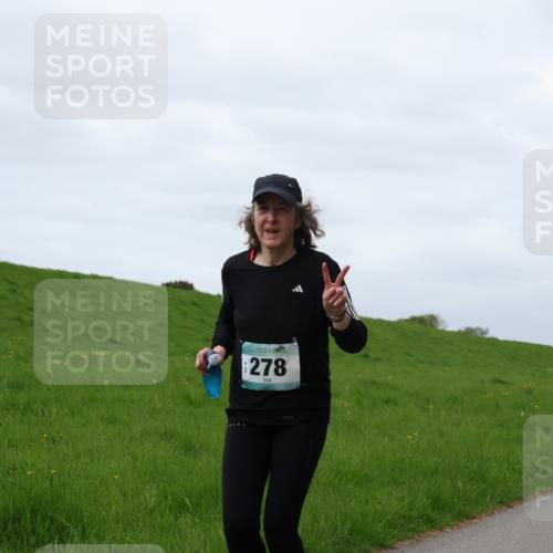 04.05.2025 - 8. Wedeler Halbmarathon Yannick Fuchs http://msf.ph/oto/7837845 04.05.2025 12:01:23 Laufen 278 meine-sportfotos.de