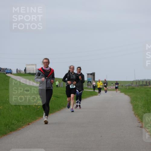 04.05.2025 - 8. Wedeler Halbmarathon Yannick Fuchs http://msf.ph/oto/7837859 04.05.2025 12:01:37 Laufen  meine-sportfotos.de