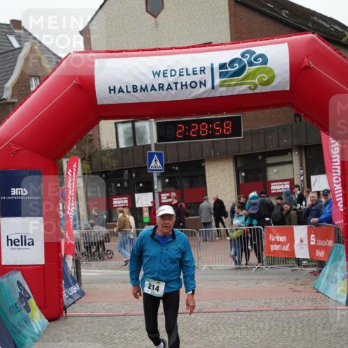 04.05.2025 - 8. Wedeler Halbmarathon Felixshl http://msf.ph/oto/7837958 04.05.2025 12:28:56 Ziel 214 meine-sportfotos.de