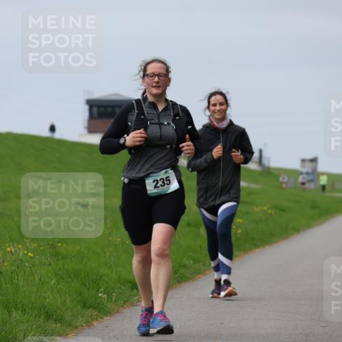 04.05.2025 - 8. Wedeler Halbmarathon Yannick Fuchs http://msf.ph/oto/7837959 04.05.2025 12:01:49 Laufen 235 meine-sportfotos.de