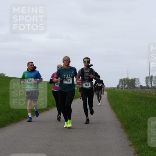 04.05.2025 - 8. Wedeler Halbmarathon Yannick Fuchs http://msf.ph/oto/7837985 04.05.2025 11:25:05 Laufen 881, 88, 2025, 769, 565 meine-sportfotos.de