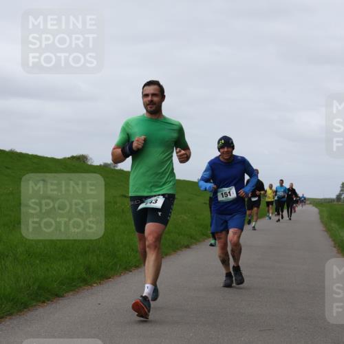 04.05.2025 - 8. Wedeler Halbmarathon Yannick Fuchs http://msf.ph/oto/7838047 04.05.2025 11:46:39 Laufen 3, 151 meine-sportfotos.de