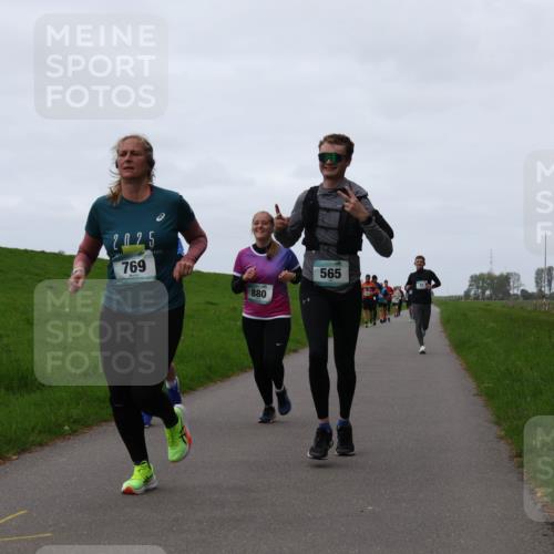 04.05.2025 - 8. Wedeler Halbmarathon Yannick Fuchs http://msf.ph/oto/7838064 04.05.2025 11:25:07 Laufen 2025, 769, 880, 565 meine-sportfotos.de