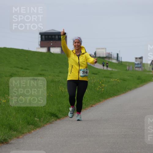 04.05.2025 - 8. Wedeler Halbmarathon Yannick Fuchs http://msf.ph/oto/7838066 04.05.2025 12:02:18 Laufen 716 meine-sportfotos.de