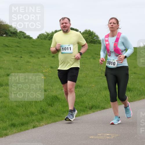 04.05.2025 - 8. Wedeler Halbmarathon Lena Gebhardt http://msf.ph/oto/7838088 04.05.2025 11:36:20 Laufen 1011, 1010 meine-sportfotos.de