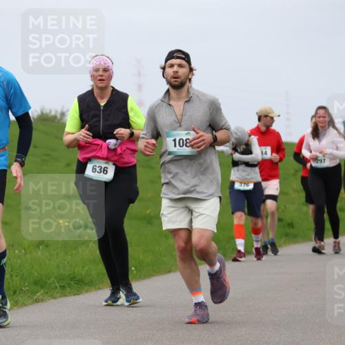 04.05.2025 - 8. Wedeler Halbmarathon Lena Gebhardt http://msf.ph/oto/7838127 04.05.2025 11:36:34 Laufen 636, 108, 376, 297, 1055, 1054 meine-sportfotos.de