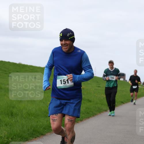 04.05.2025 - 8. Wedeler Halbmarathon Yannick Fuchs http://msf.ph/oto/7838130 04.05.2025 11:46:41 Laufen 151, 596 meine-sportfotos.de