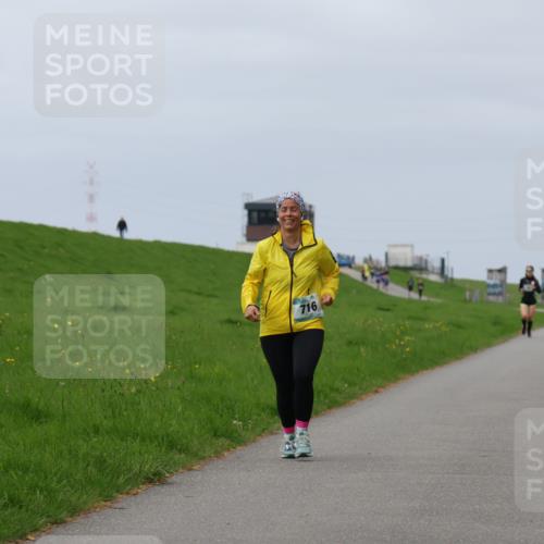04.05.2025 - 8. Wedeler Halbmarathon Yannick Fuchs http://msf.ph/oto/7838137 04.05.2025 12:02:20 Laufen 716 meine-sportfotos.de