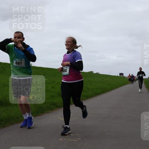 04.05.2025 - 8. Wedeler Halbmarathon Yannick Fuchs http://msf.ph/oto/7838138 04.05.2025 11:25:09 Laufen 881, 880 meine-sportfotos.de