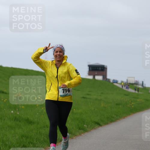 04.05.2025 - 8. Wedeler Halbmarathon Yannick Fuchs http://msf.ph/oto/7838178 04.05.2025 12:02:23 Laufen 716 meine-sportfotos.de