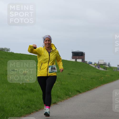04.05.2025 - 8. Wedeler Halbmarathon Yannick Fuchs http://msf.ph/oto/7838200 04.05.2025 12:02:23 Laufen 716 meine-sportfotos.de